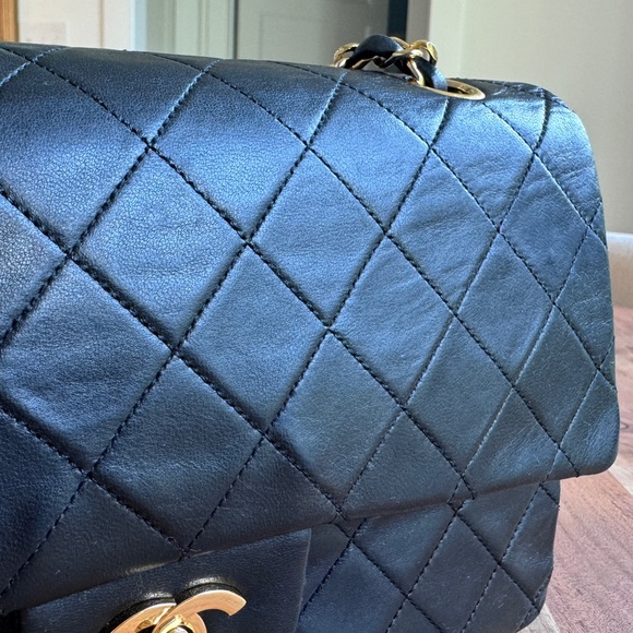Chanel Vintage 1989 medium Classic flap 24k gold black lambskin - Picture 14 of 16